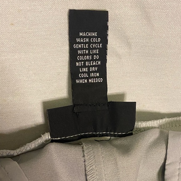 Alfani Ash Grey Suit Pants Size 8 Slim Leg Tummy Control New w/ Tags - Picture 6 of 8